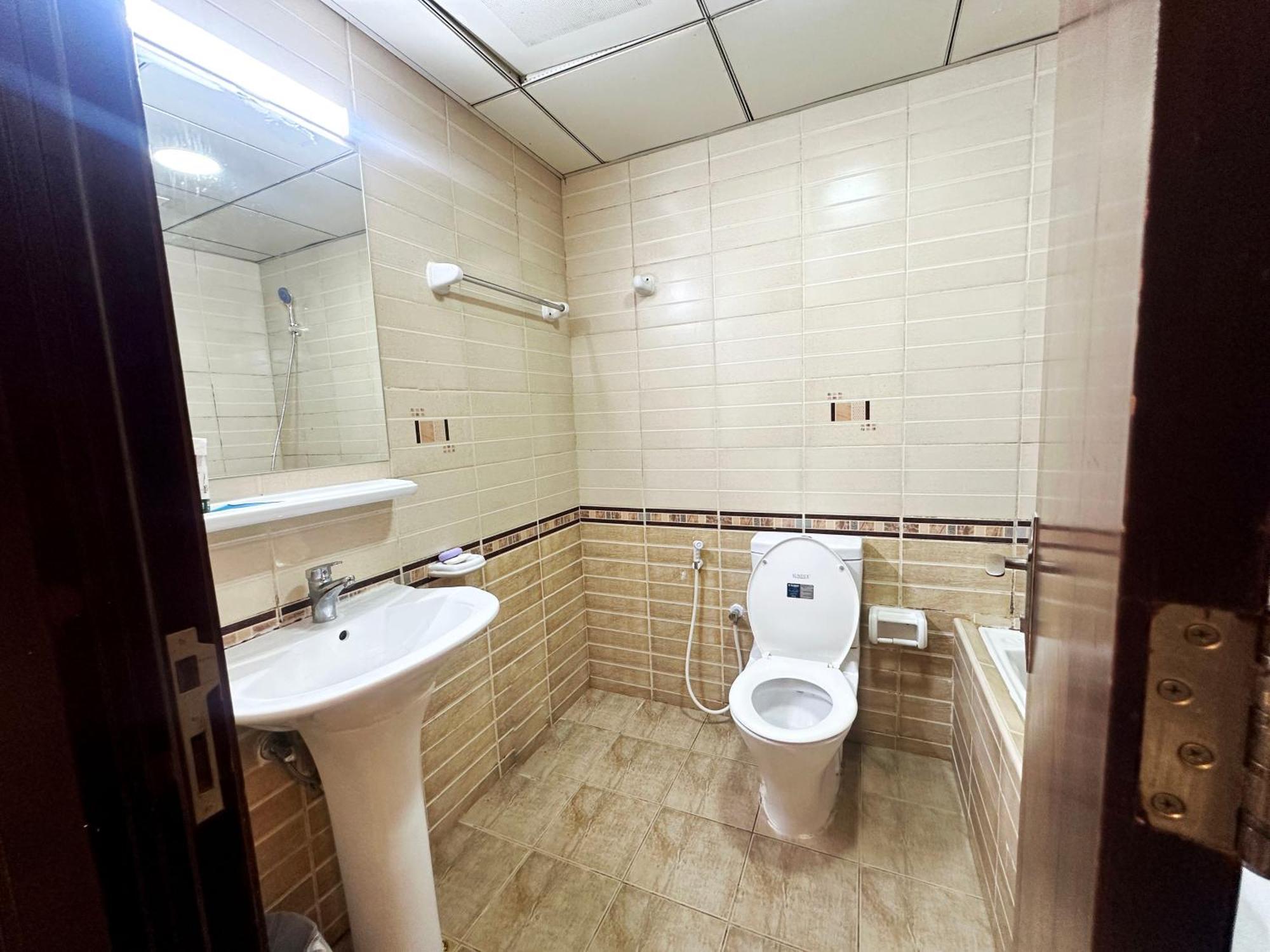 Horizon View Partition Room In Barsha Heights Near Metro Dubái Exterior foto